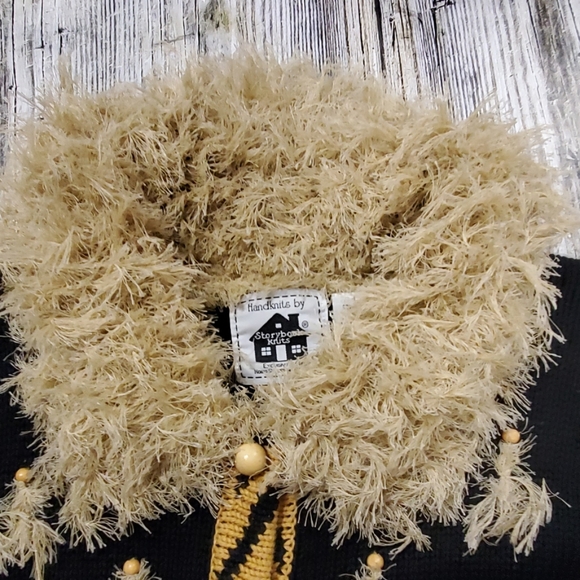 Hand knits by Storybook Kruts Sweater - Picture 5 of 7